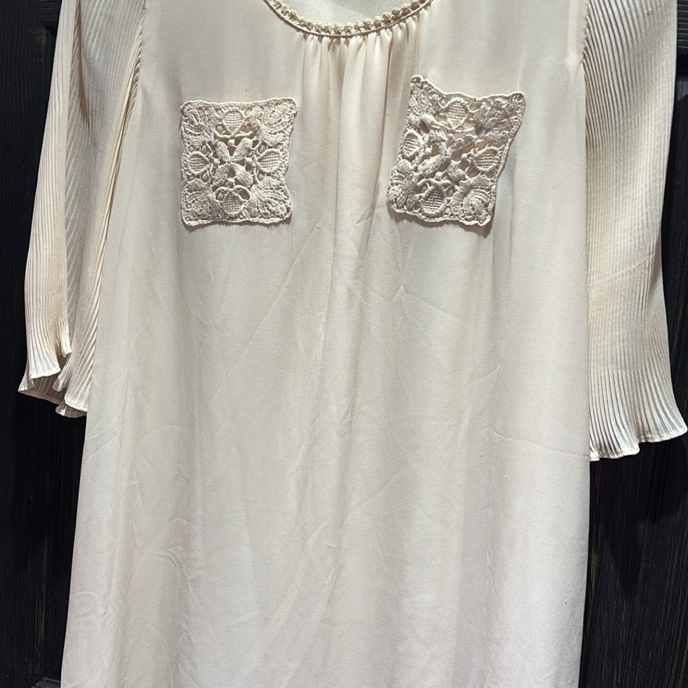 Elegant Cream Women's Dress with Lace Accents